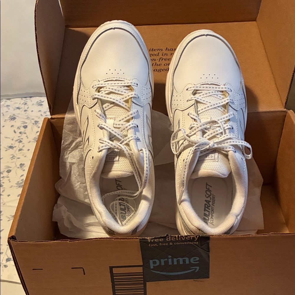 New Balance Women’s  White Sneakers